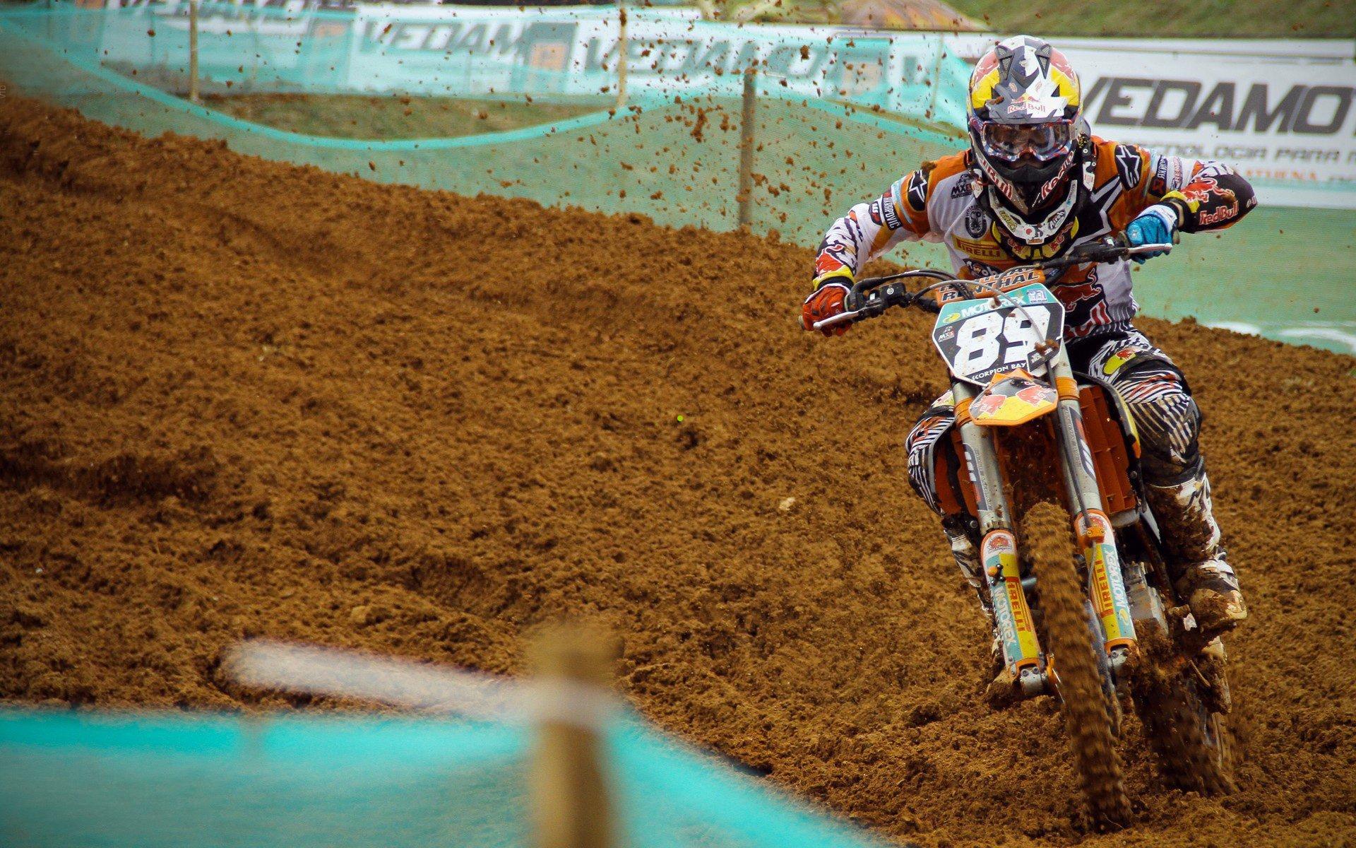 爱游戏官方网站：世俱杯再陷取消危机，2025年赛事前景黯淡，中国2021年承办计划受连带冲击